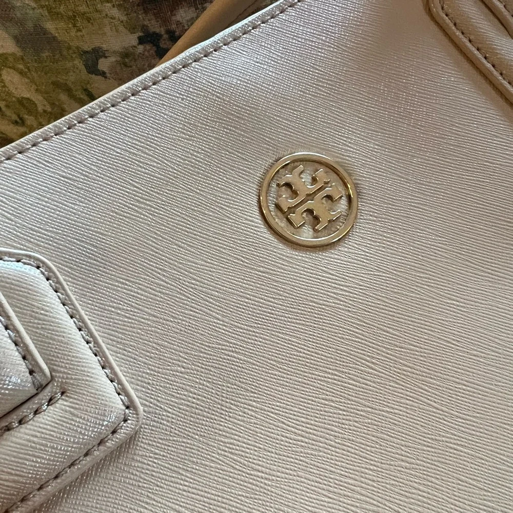 Tory Burch Purse - Picture 5 of 12